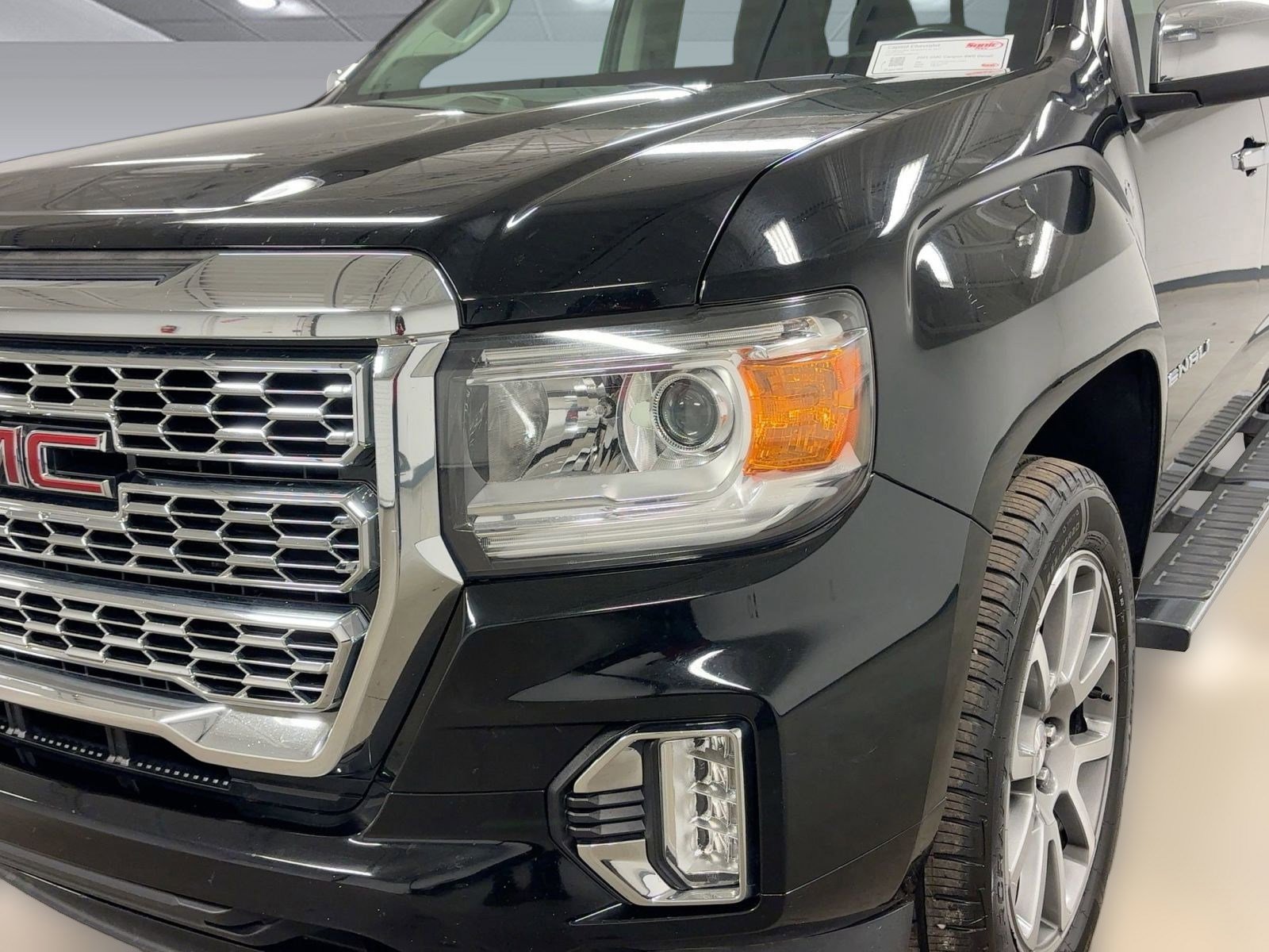Used 2021 GMC Canyon Denali image 10