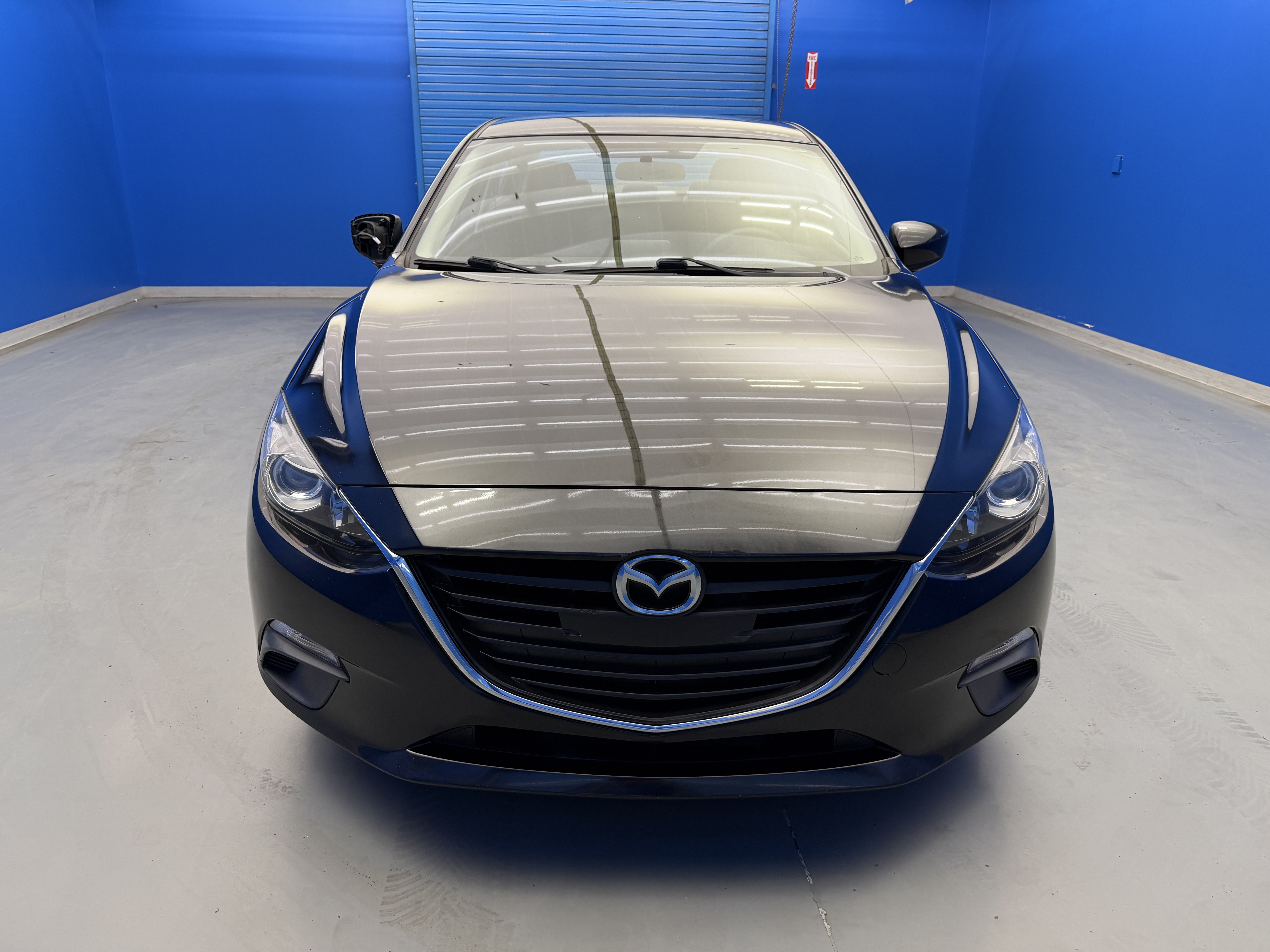Used 2015 MAZDA MAZDA3 i Sport FWD image 3