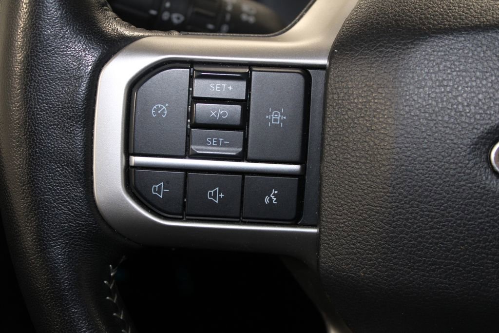 Used 2024 Ford Expedition Max XLT image 40