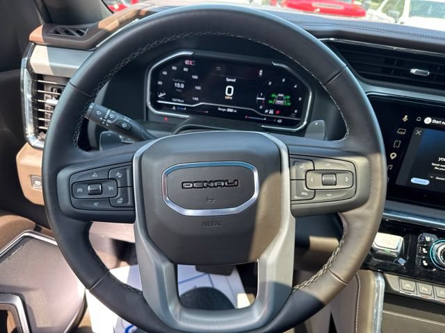 Used 2025 GMC Sierra 1500 Denali w/ Denali Reserve Package AWD/4WD image 14