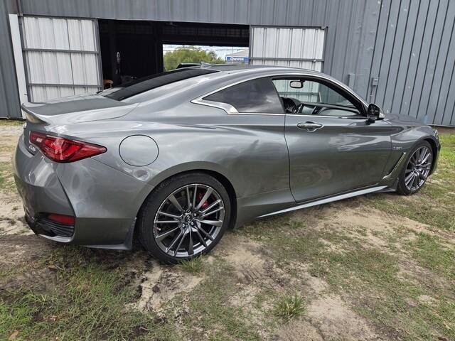 Used 2017 INFINITI Q60 Red Sport 400 RWD image 21