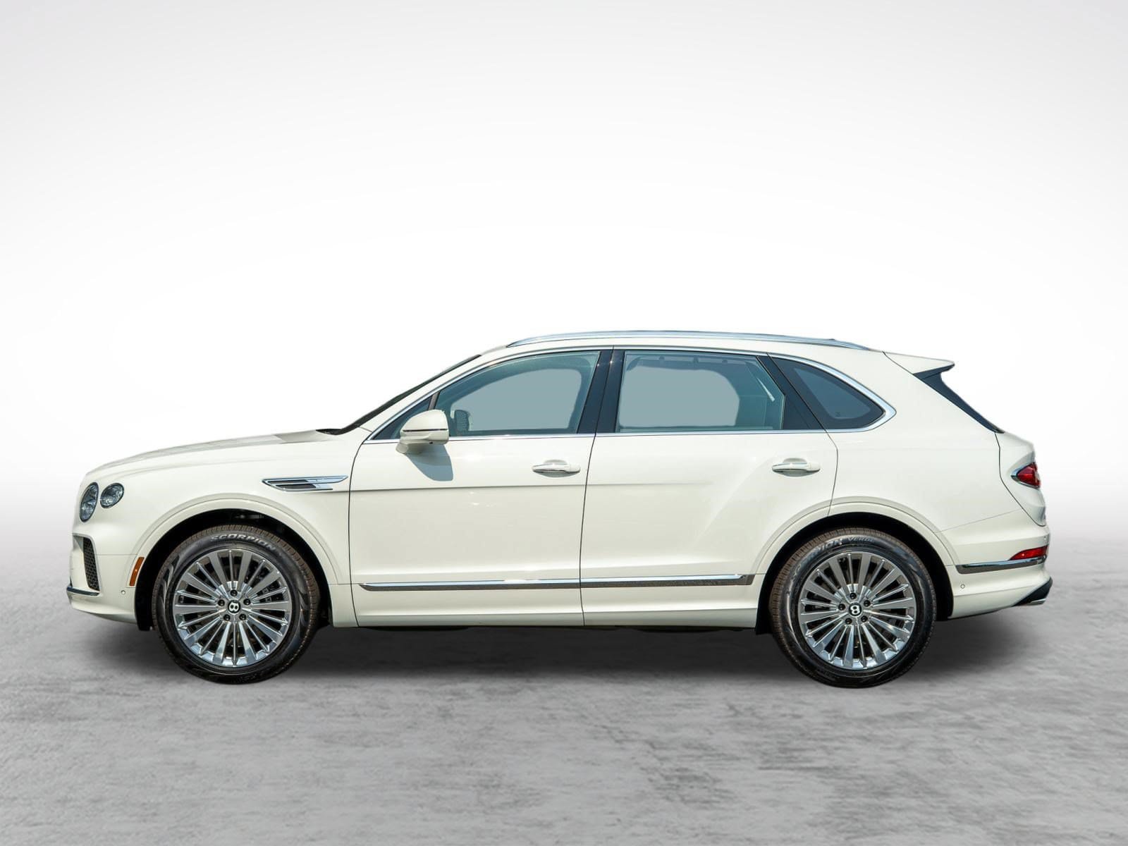 New 2026 Bentley Bentayga AWD/4WD image 5