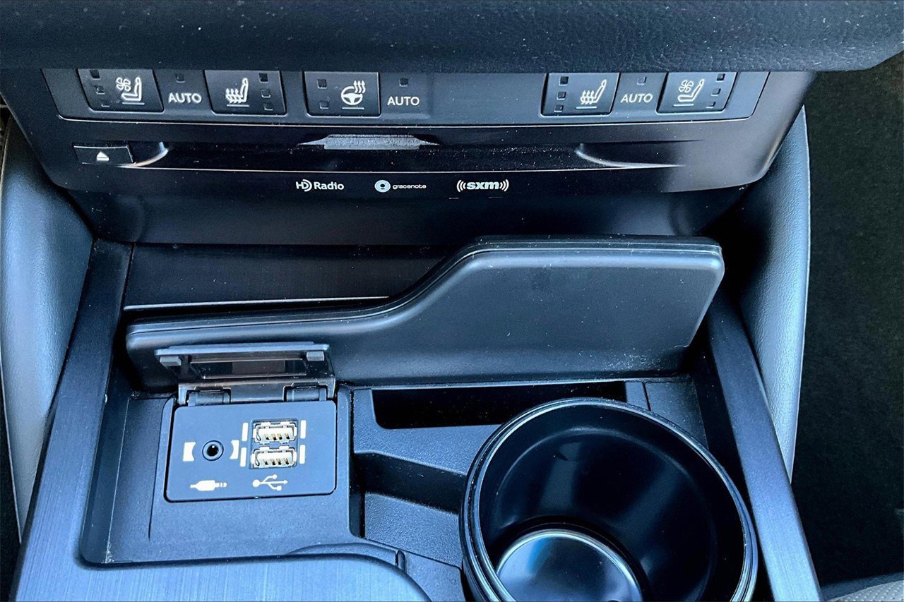 Used 2021 Lexus ES 350 w/ Premium Package image 16