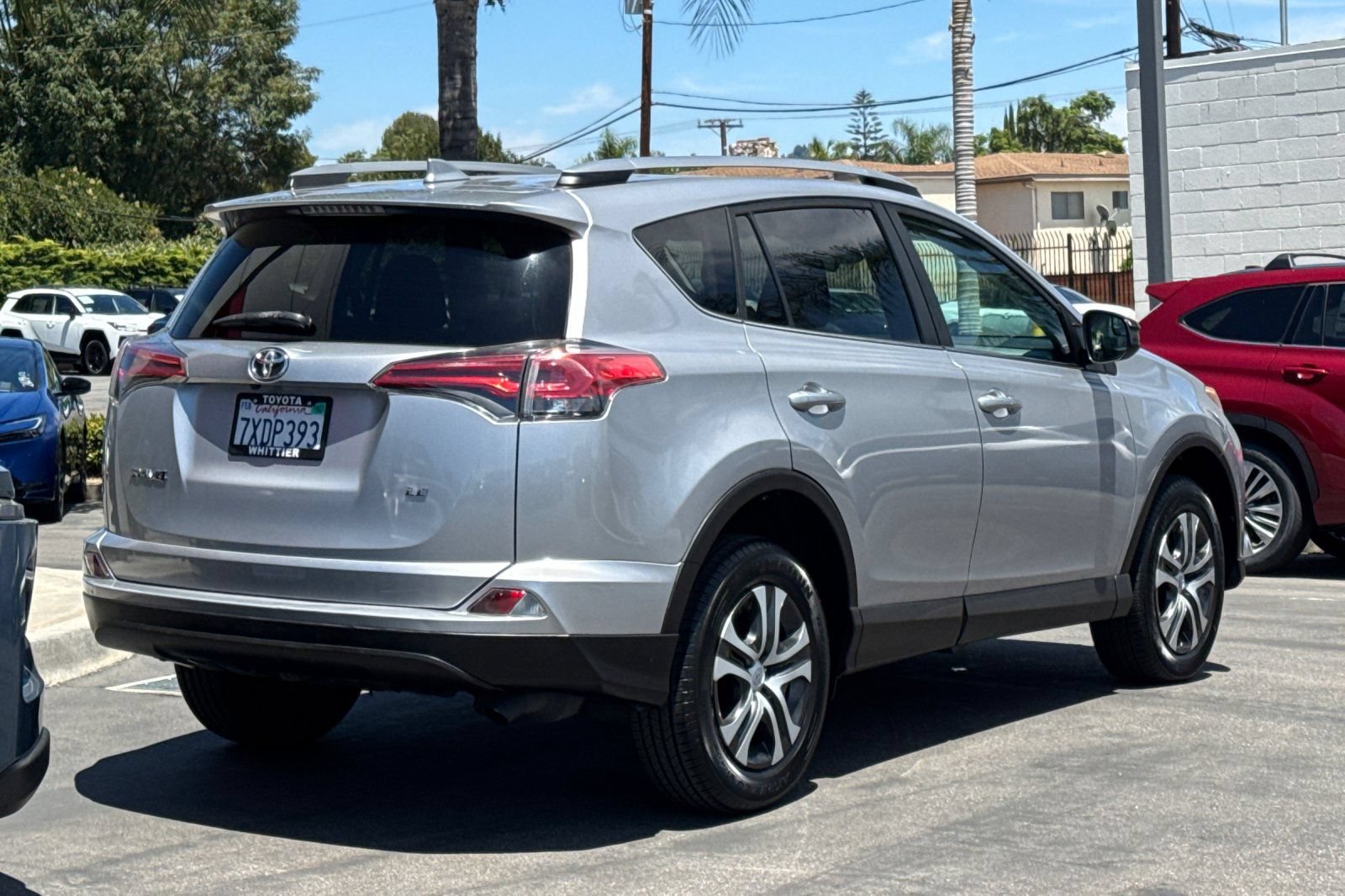 Certified 2017 Toyota RAV4 LE w/ Carpet Mat Package FWD image 5