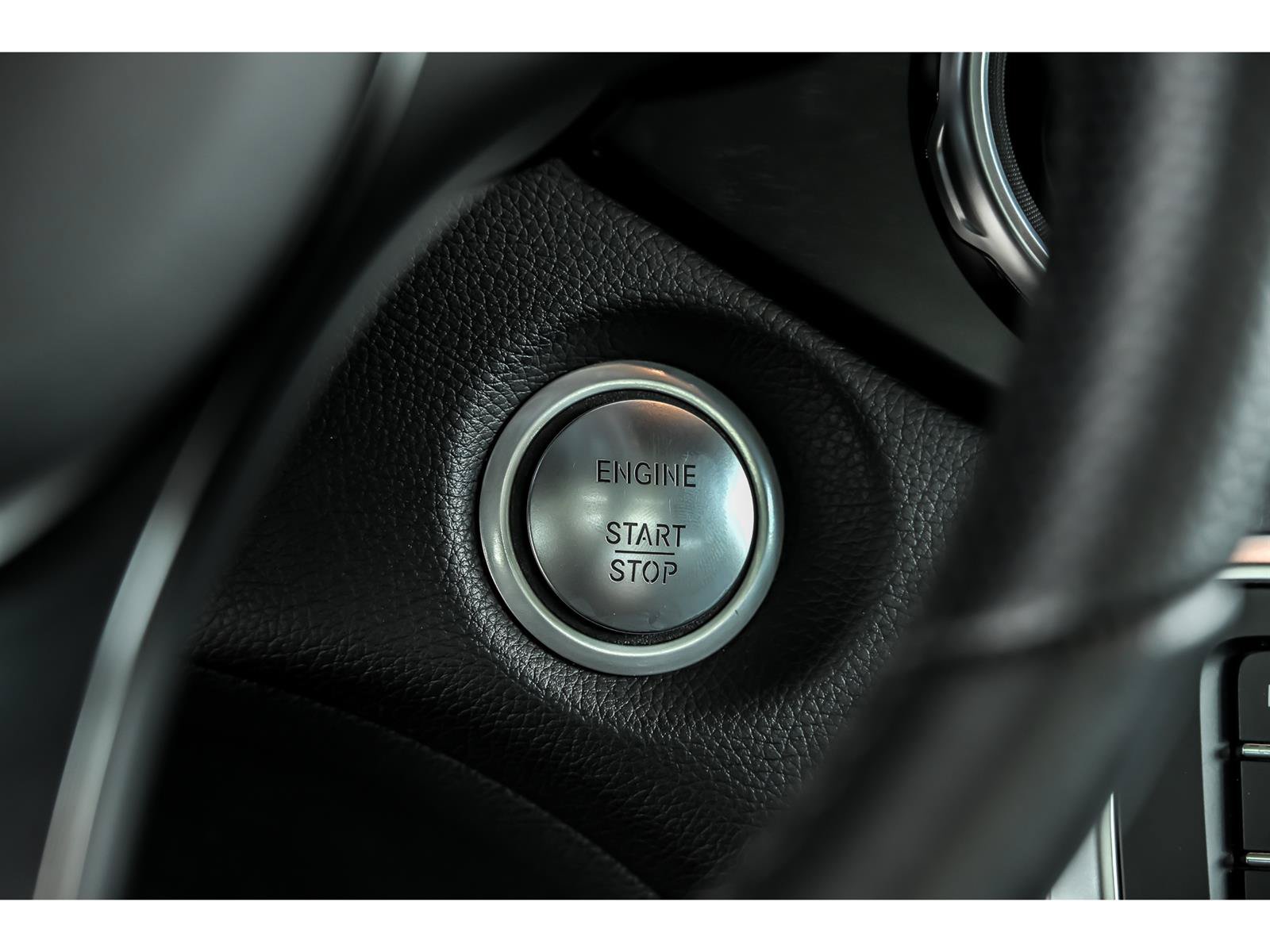Used 2020 Mercedes-Benz GLA 250 4MATIC image 18
