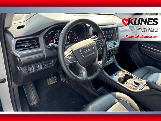 Used 2023 GMC Acadia AT4 w/ GMC Pro Grade Package AWD/4WD image 16