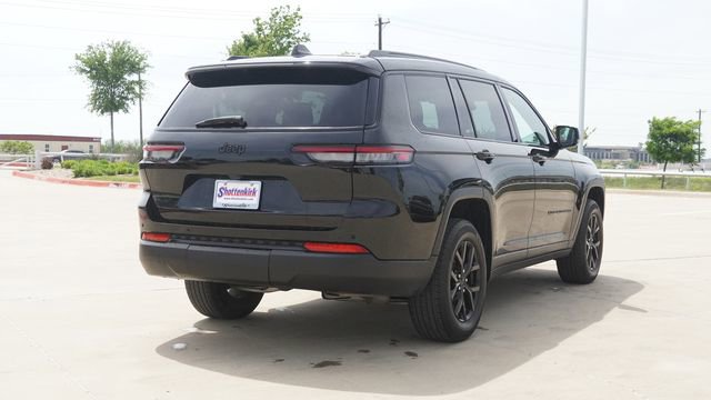 Used 2024 Jeep Grand Cherokee L Laredo AWD/4WD image 9