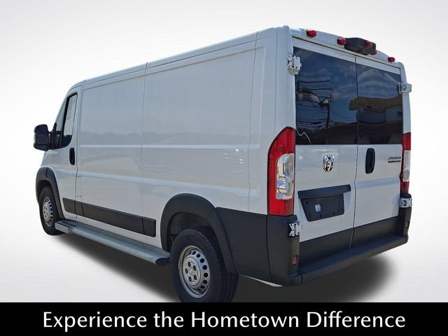 Used 2025 RAM ProMaster 2500 w/ U-Haul Equipment Group FWD image 4