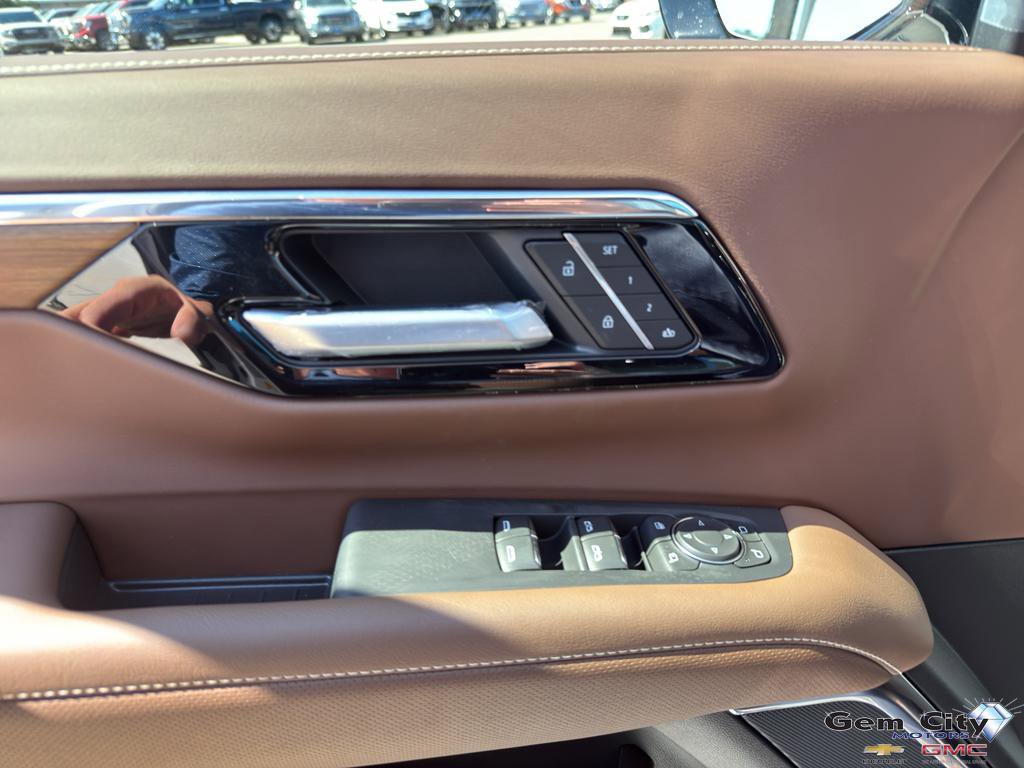New 2025 Chevrolet Tahoe High Country image 36