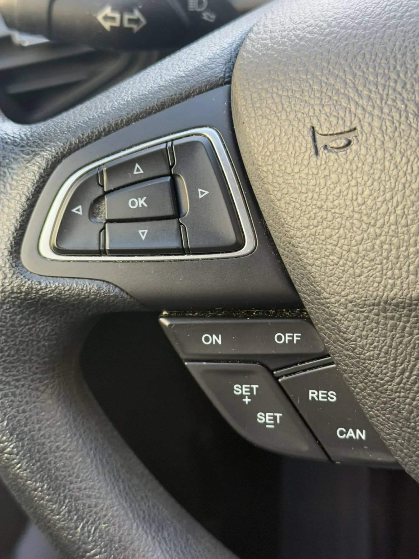 Used 2018 Ford Escape SE AWD/4WD image 18