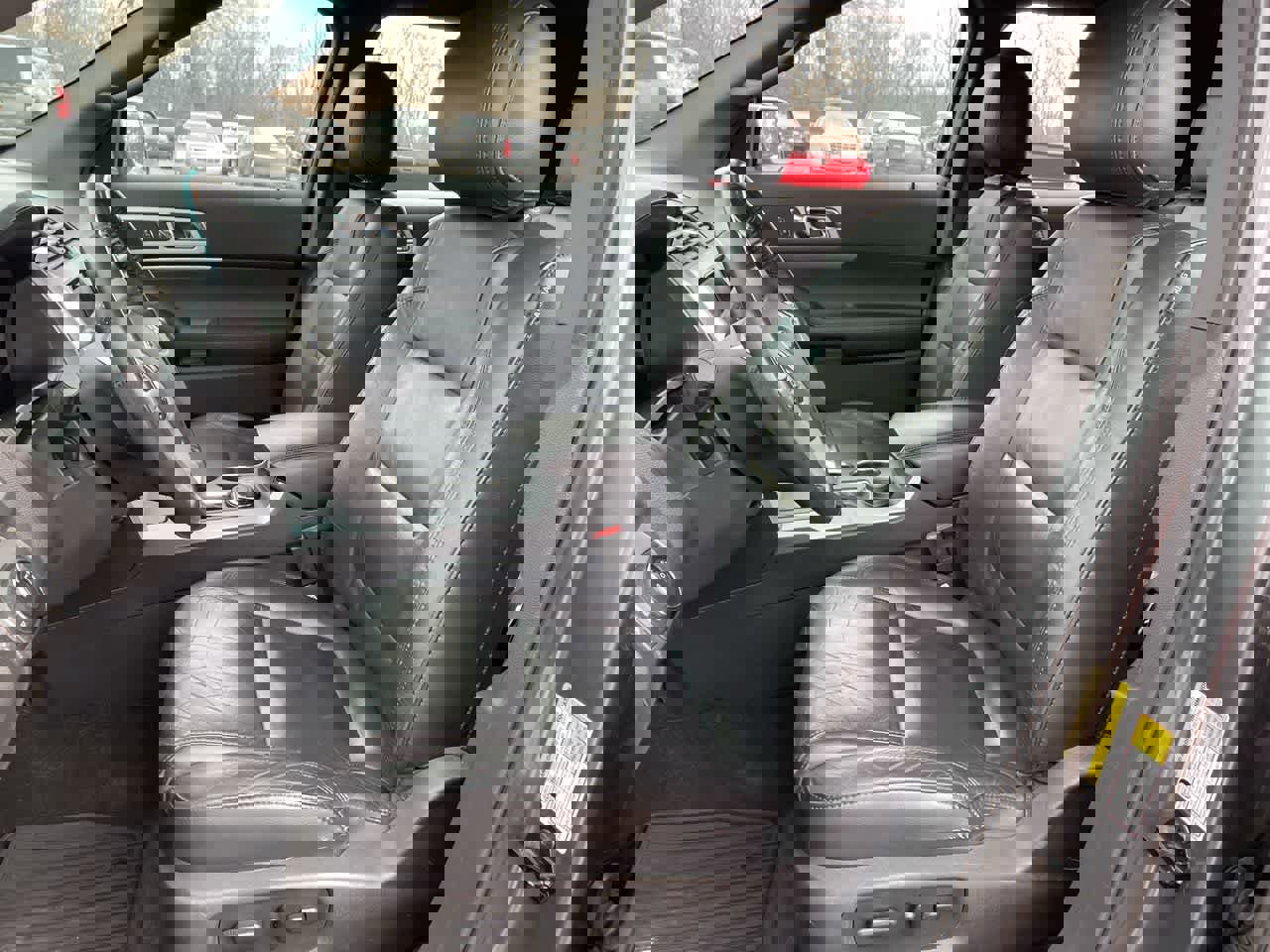 Used 2014 Ford Explorer XLT w/ Equipment Group 202A image 12