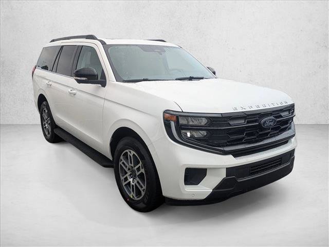 New 2026 Ford Expedition Active image 6