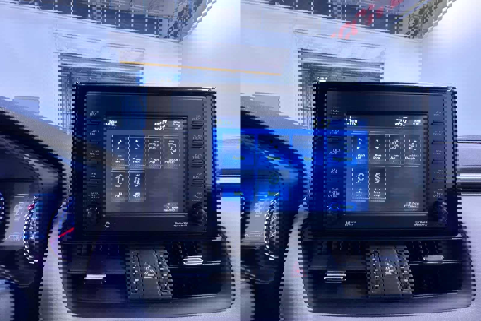 Used 2020 Toyota RAV4 XLE Premium image 23