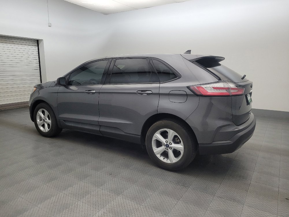 Used 2021 Ford Edge SE FWD image 3