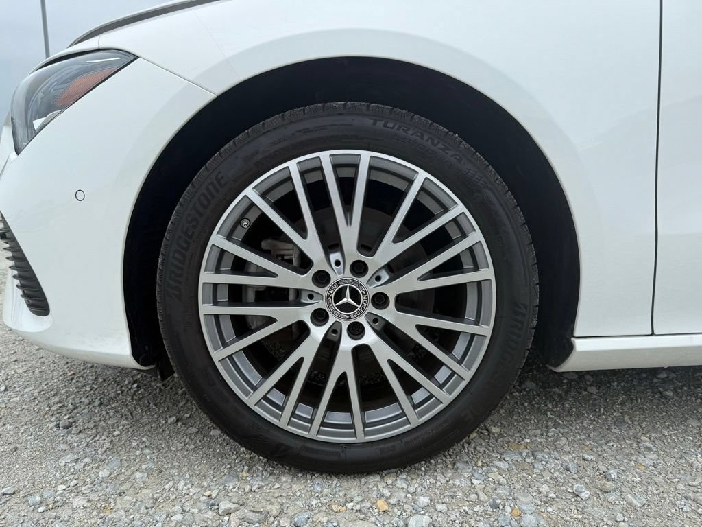 Used 2025 Mercedes-Benz CLA 250 4MATIC image 14