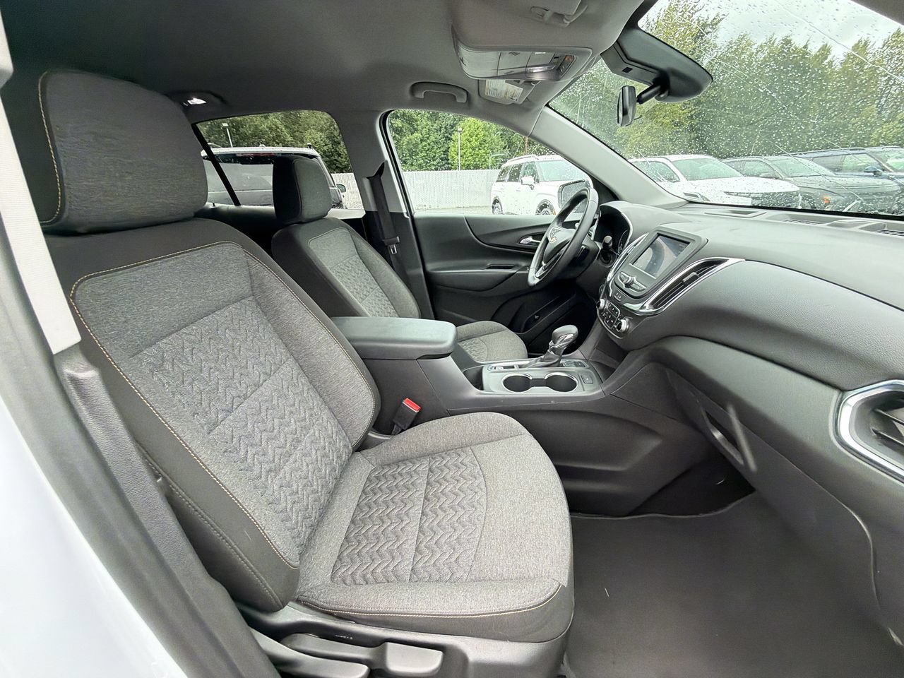 Used 2024 Chevrolet Equinox LT AWD/4WD image 19
