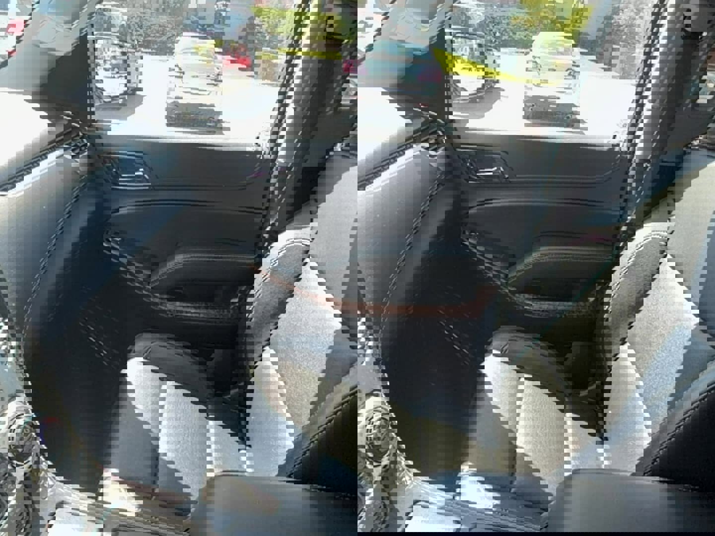 Used 2016 Chevrolet Suburban LTZ AWD/4WD image 32