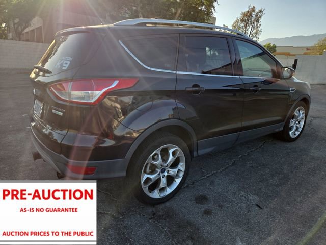 Used 2013 Ford Escape Titanium w/ Class II Trailer Tow Pkg FWD image 3