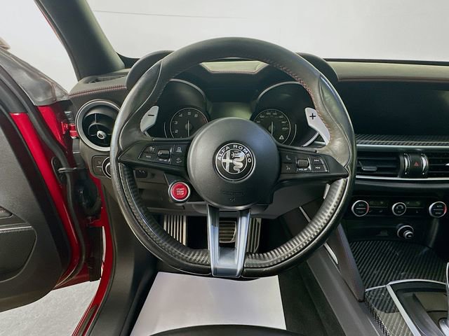 Used 2018 Alfa Romeo Stelvio Quadrifoglio w/ Driver Assist Dynamic Package image 13