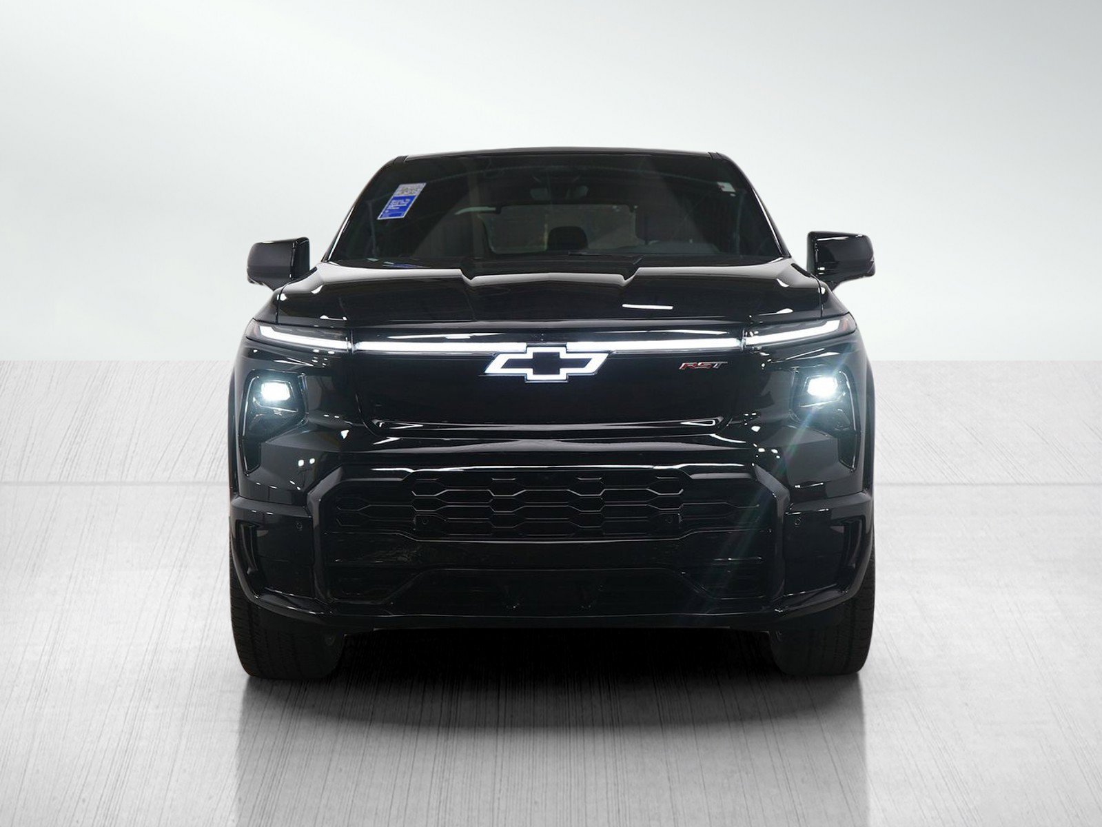 Used 2024 Chevrolet Silverado EV RST image 8