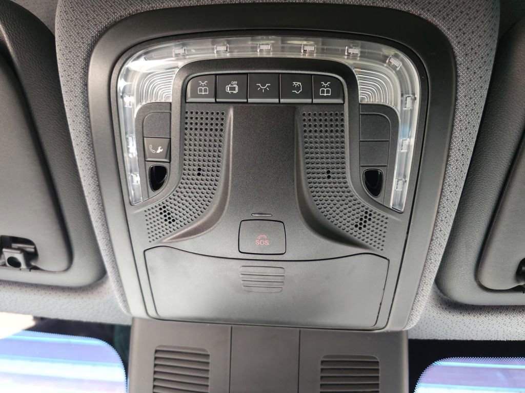 Used 2023 Mercedes-Benz Sprinter 2500 image 22