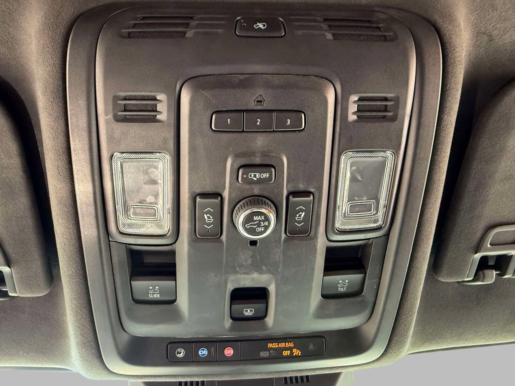 Used 2021 Cadillac Escalade ESV Premium Luxury Platinum AWD/4WD image 30