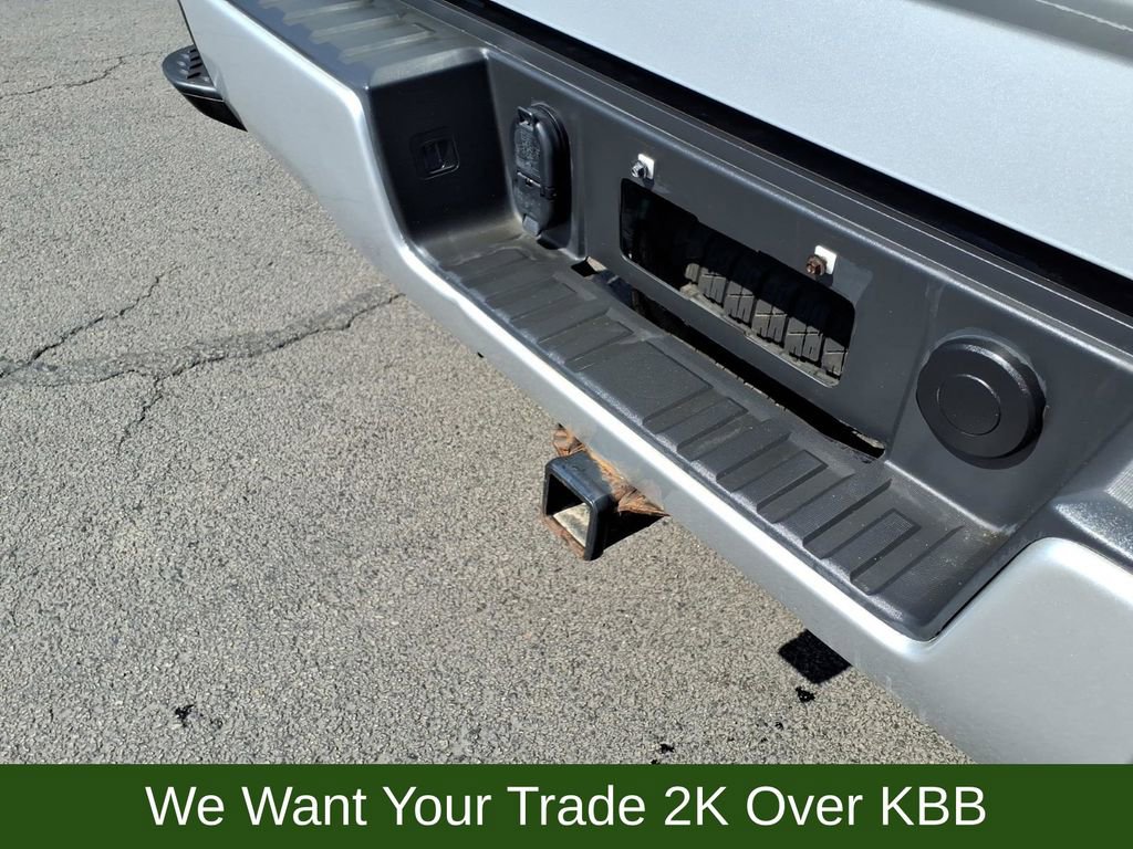 Used 2017 Chevrolet Silverado 1500 Custom w/ Custom Convenience Package image 24