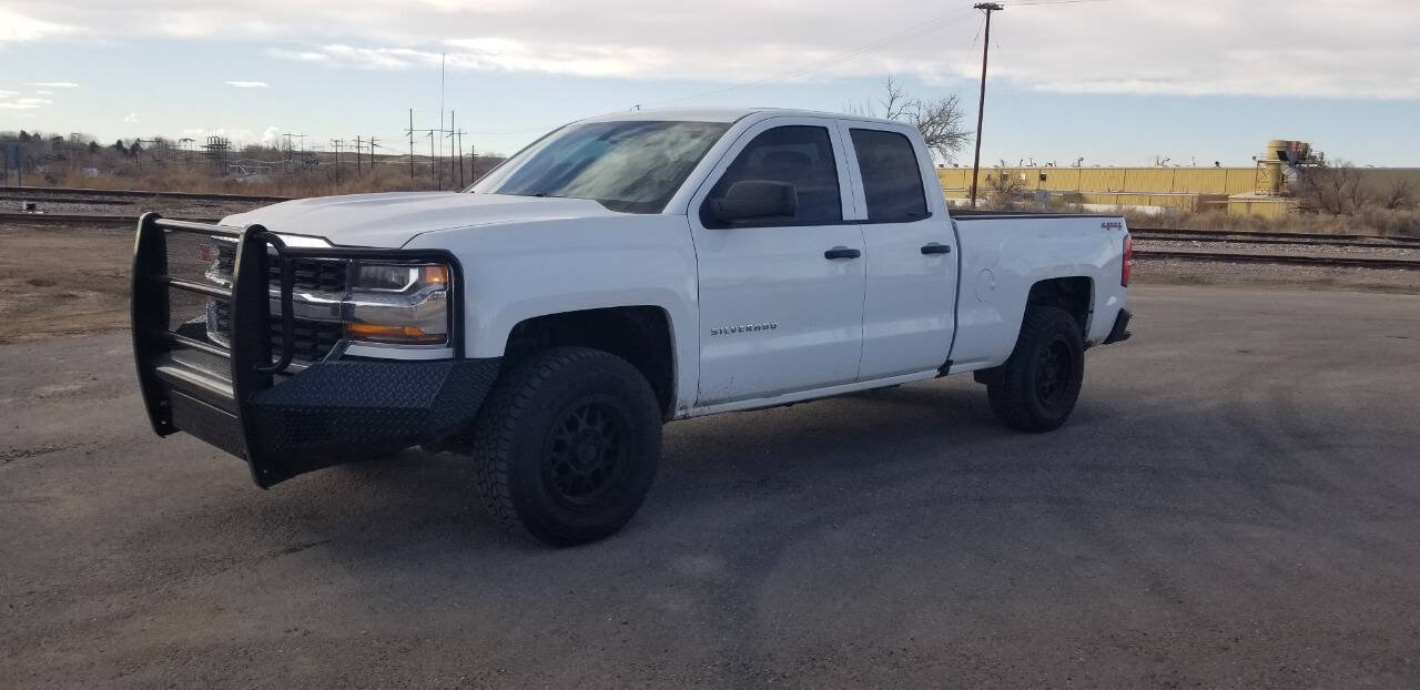 Used 2019 Chevrolet Silverado 1500 W/T w/ WT Convenience Package AWD/4WD image 2