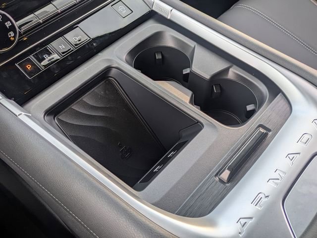 Used 2025 Nissan Armada SL image 29