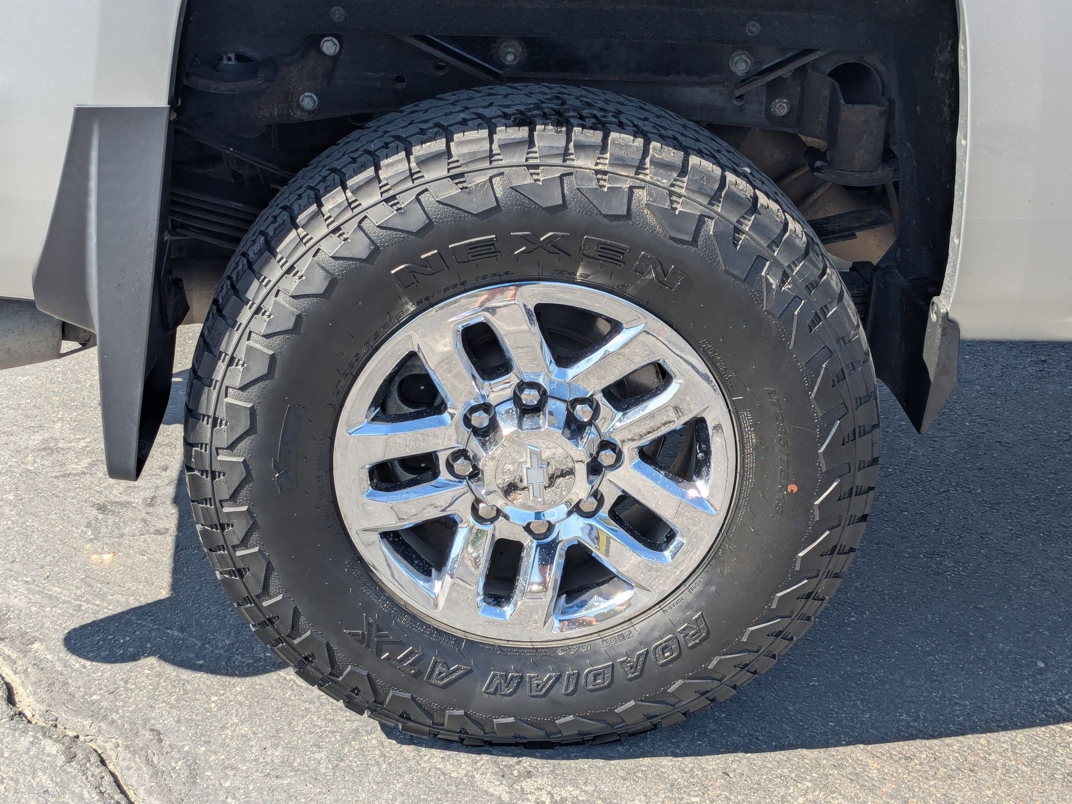 Used 2016 Chevrolet Silverado 3500 LTZ w/ Duramax Plus Package AWD/4WD image 12