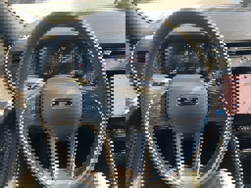 New 2026 Jeep Grand Cherokee Limited image 25