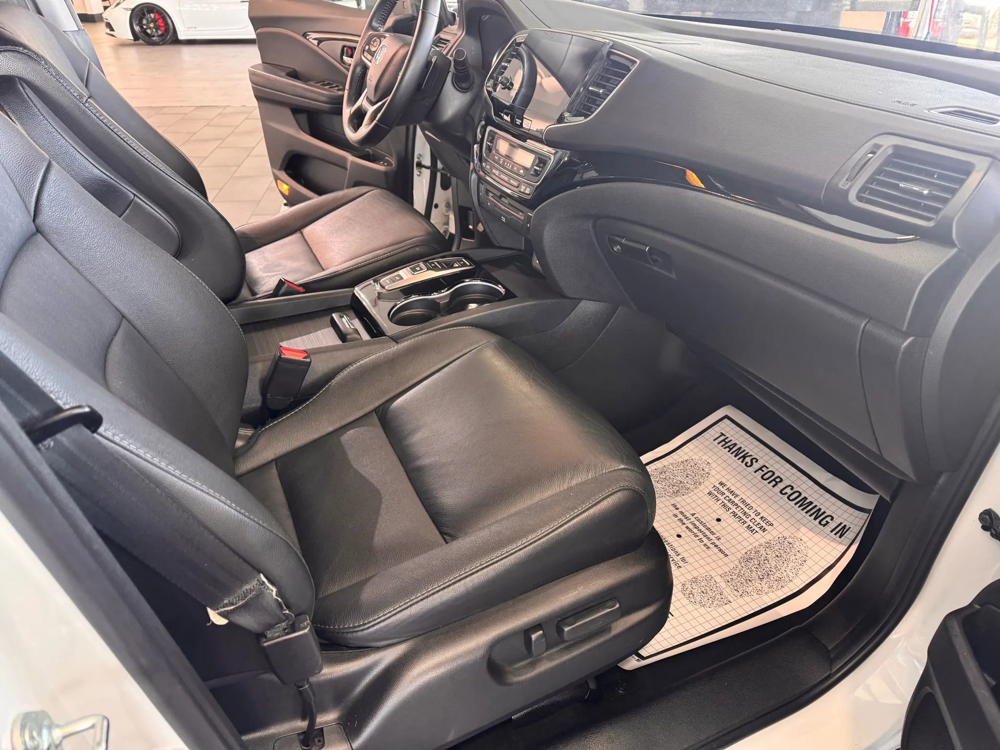 Used 2021 Honda Pilot Touring image 12