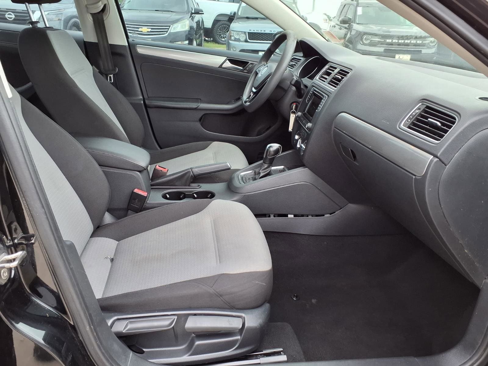Used 2017 Volkswagen Jetta S FWD image 17