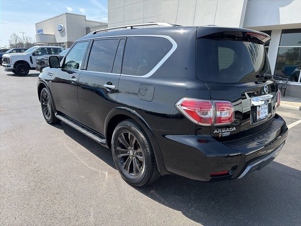 Used 2020 Nissan Armada Platinum w/ Captain's Chairs Package RWD image 3