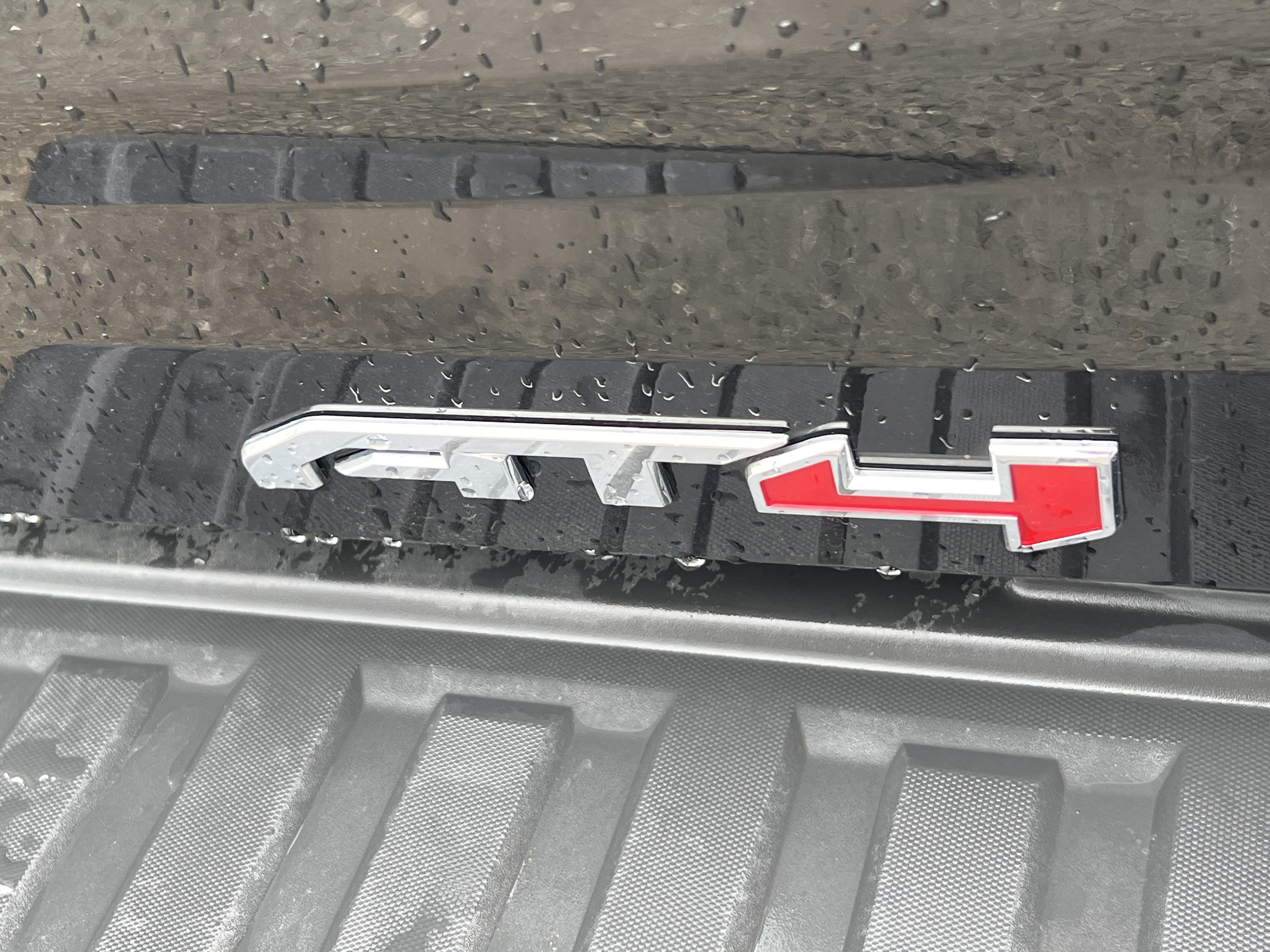 Used 2022 GMC Canyon AT4 image 9