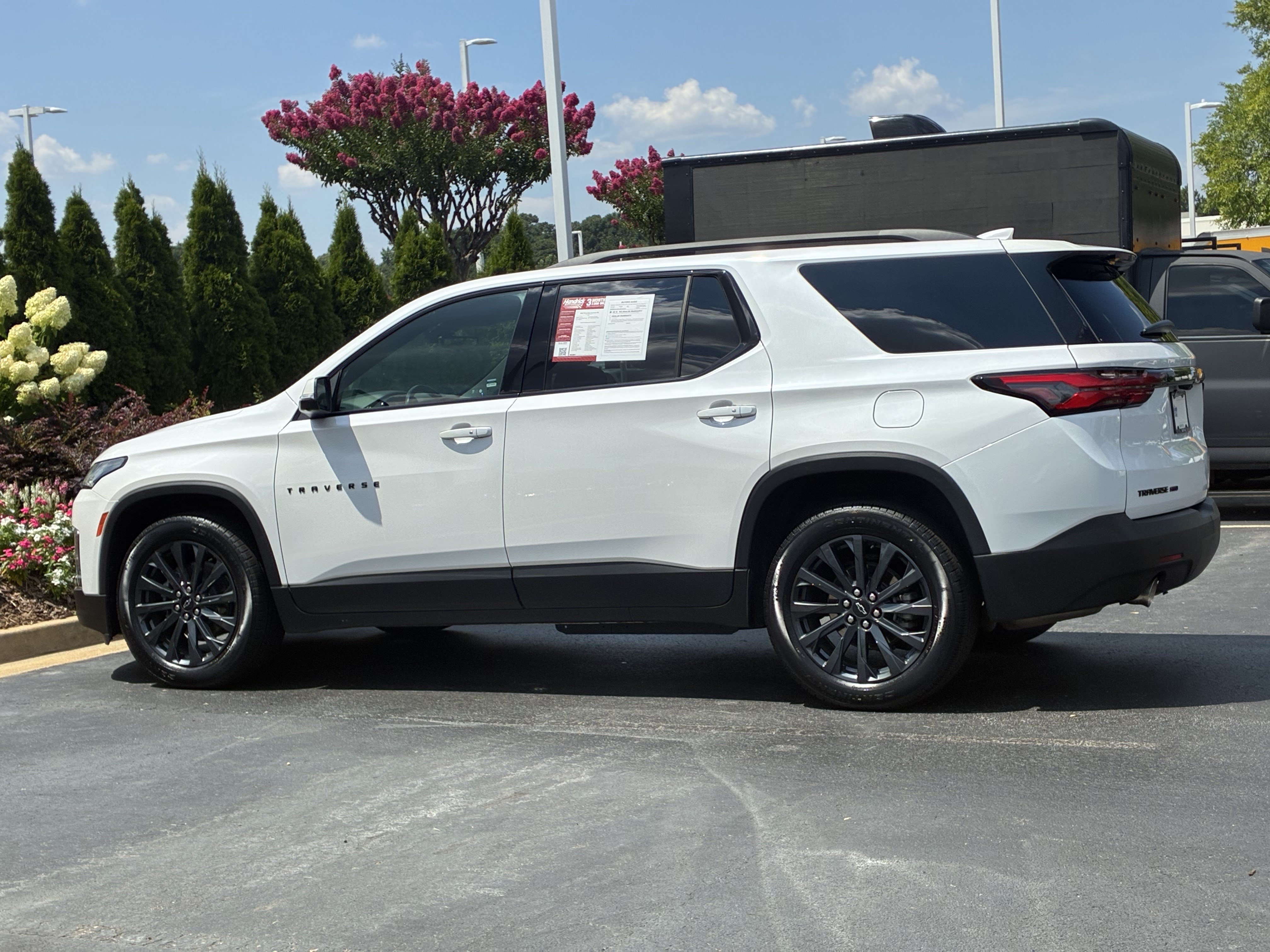 Used 2022 Chevrolet Traverse RS AWD/4WD image 9