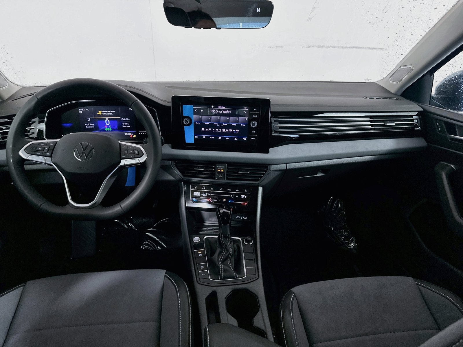 New 2027 Volkswagen Jetta SE FWD image 21