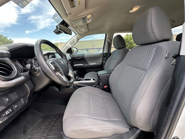 Used 2023 Toyota Tacoma SR5 w/ Technology Package AWD/4WD image 28