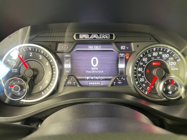 Used 2020 RAM 1500 Laramie AWD/4WD image 5