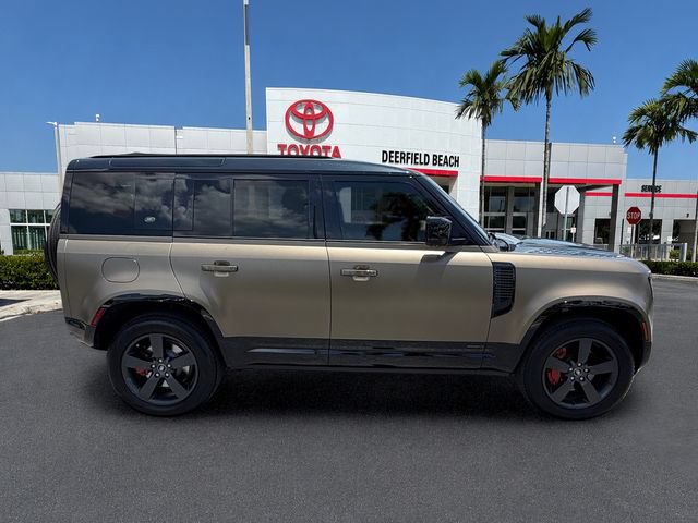 Used 2023 Land Rover Defender 110 X AWD/4WD image 8