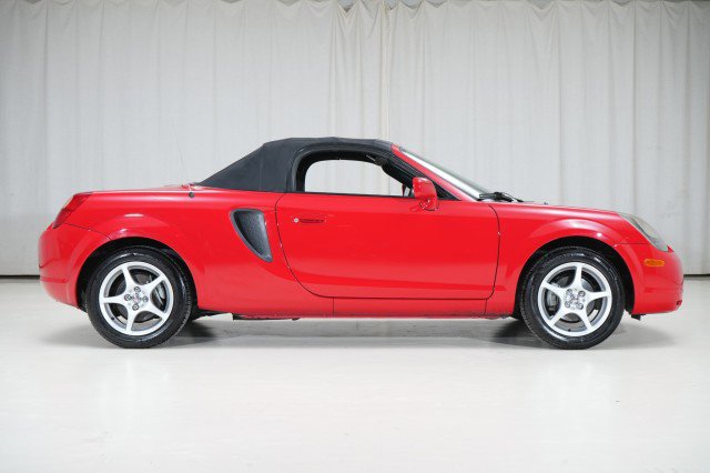 Used 2001 Toyota MR2 image 10