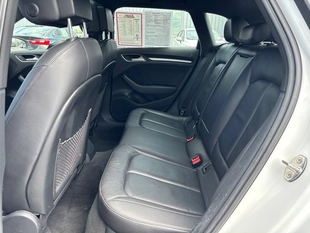 Used 2017 Audi A3 e-tron Premium FWD image 16