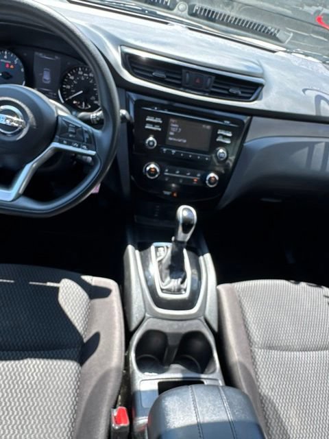Used 2017 Nissan Rogue Sport S w/ S Appearance Package AWD/4WD image 29
