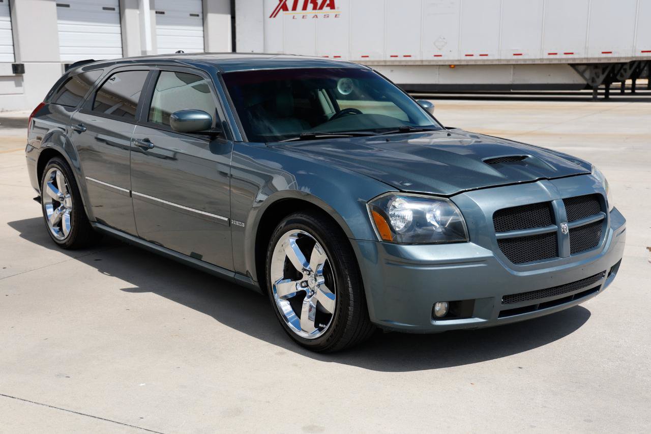 Used 2006 Dodge Magnum R/T w/ Convenience Group II RWD image 17