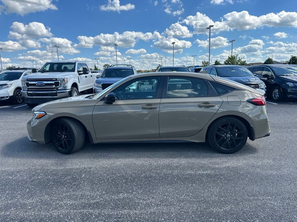 Used 2025 Honda Civic Sport image 9