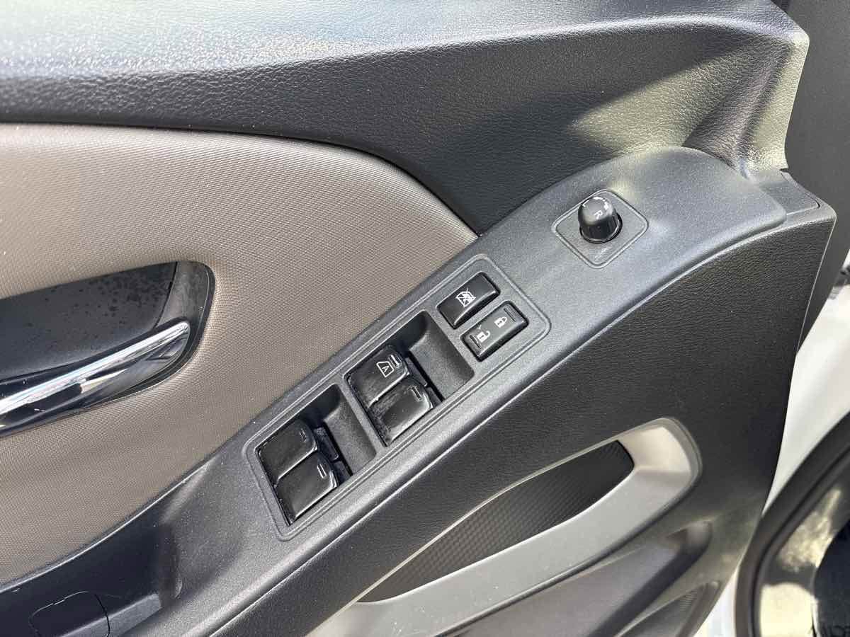 Used 2022 Nissan Frontier SV image 20