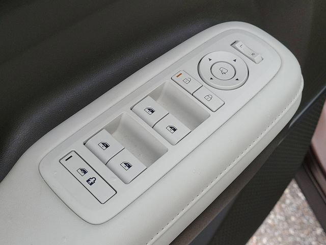 Used 2025 Hyundai Santa Fe Calligraphy AWD/4WD image 19