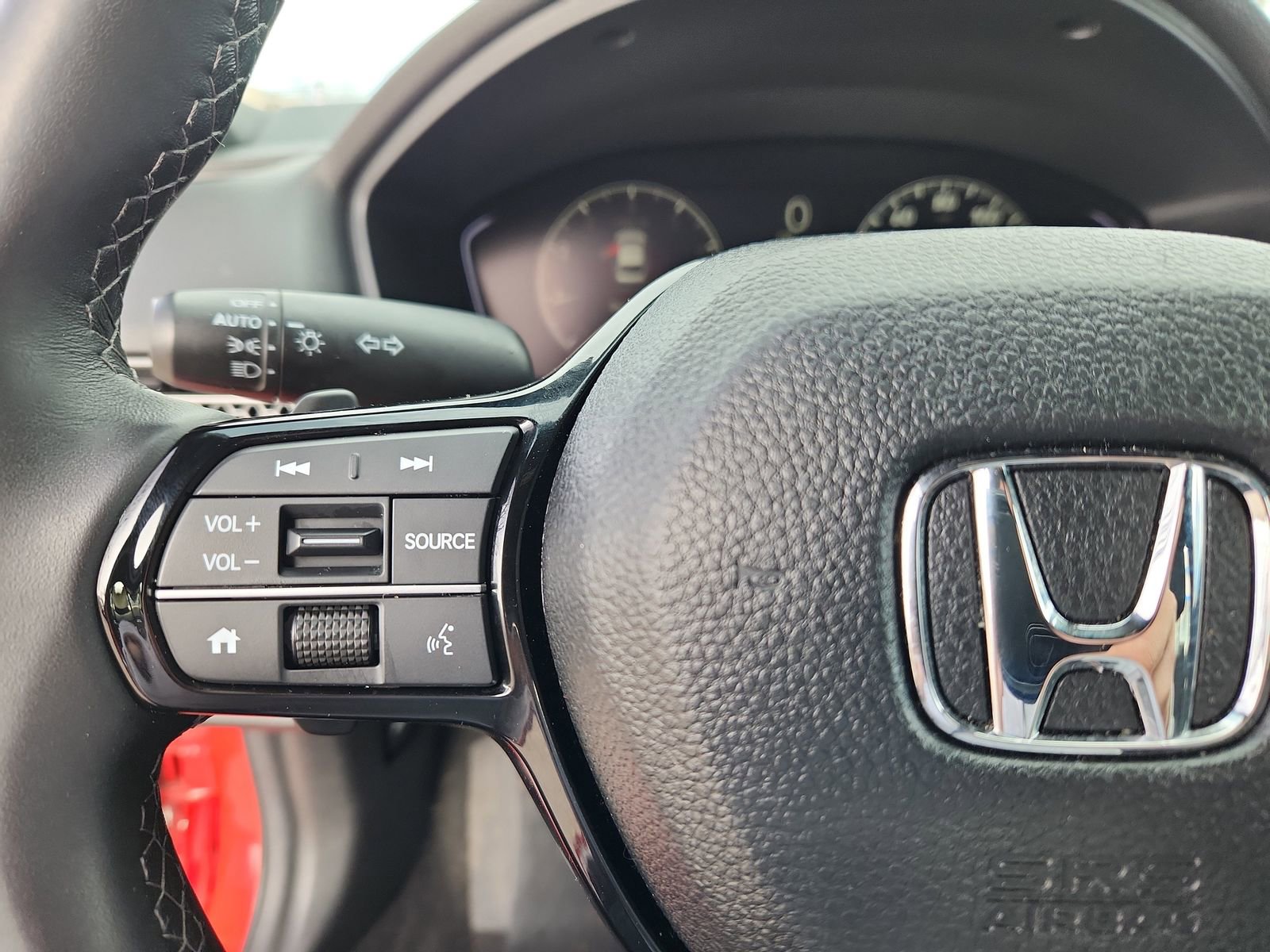 Certified 2025 Honda Civic Sport image 17