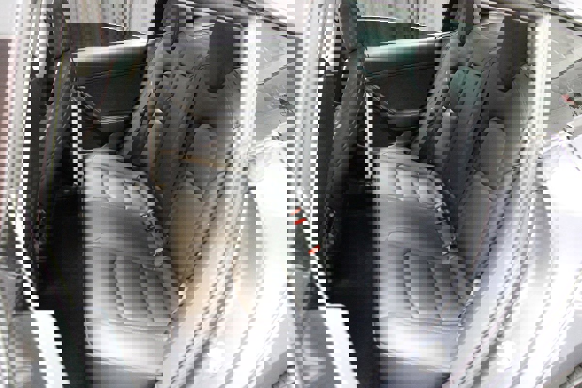 Used 2023 Tesla Model 3 Standard Range RWD image 40