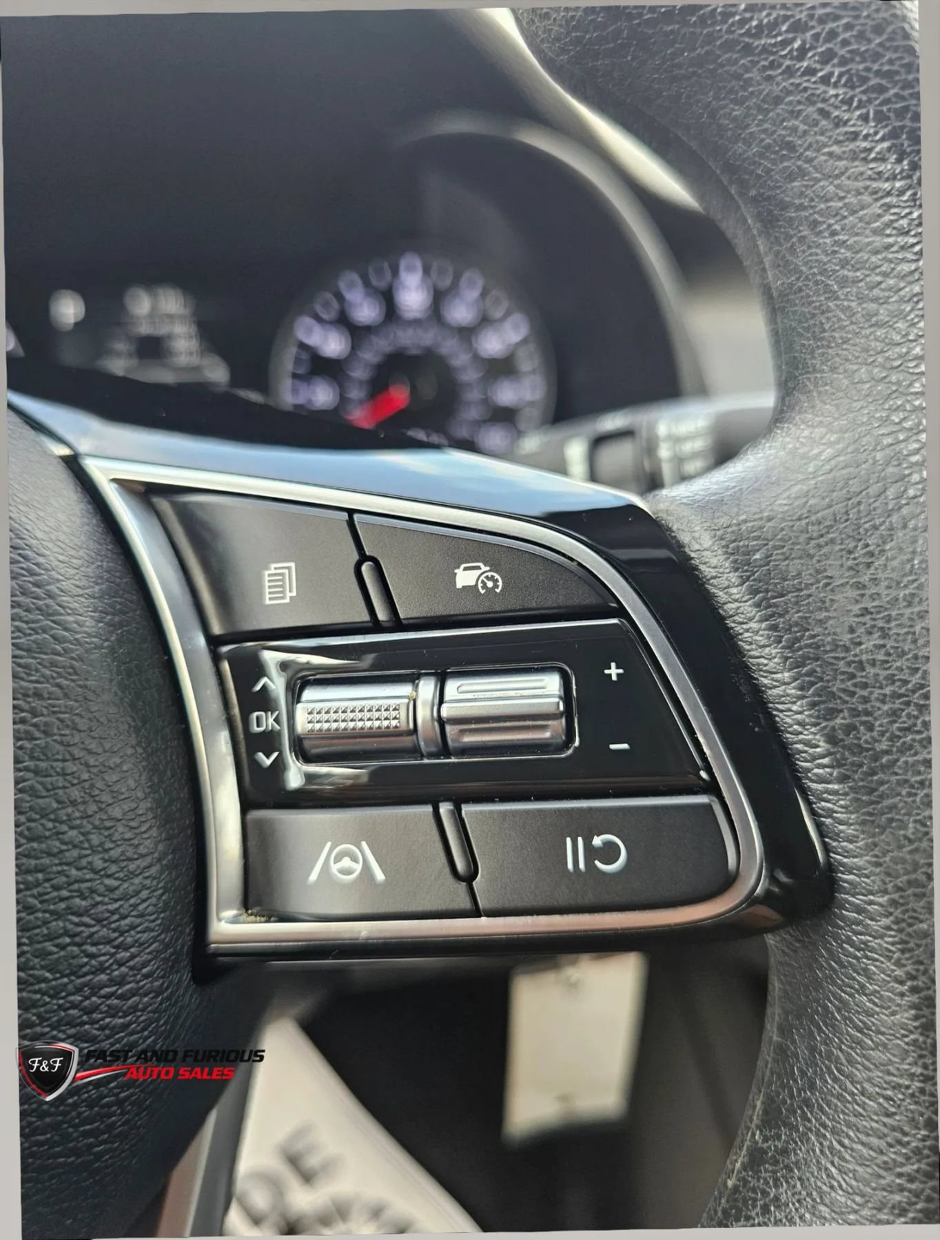 Used 2024 Kia Forte LXS FWD image 14